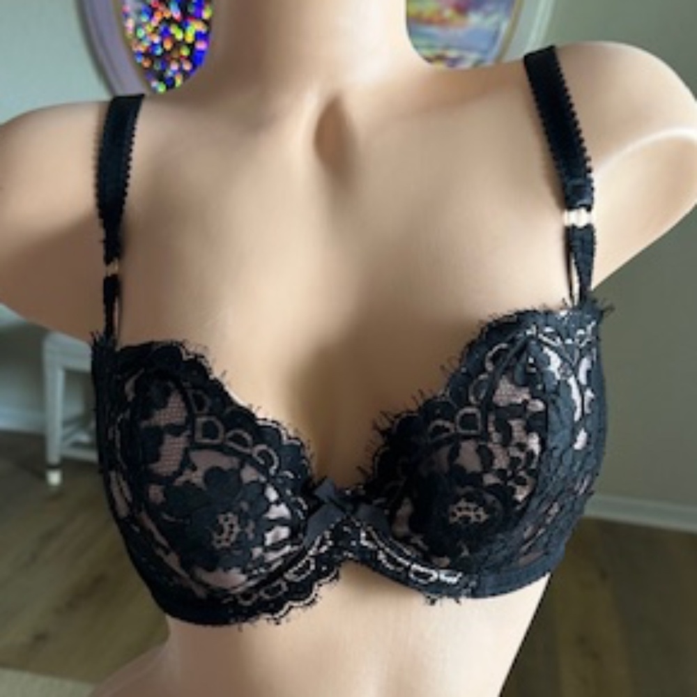 Agent Provocateur 34E black lace bra NWOT